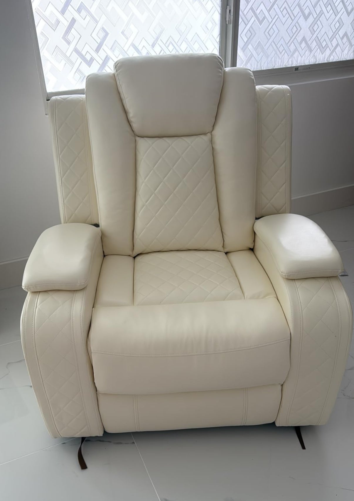 White Power Reclining Couch 3-Pc Set — Sofa • Loveseat • Chair